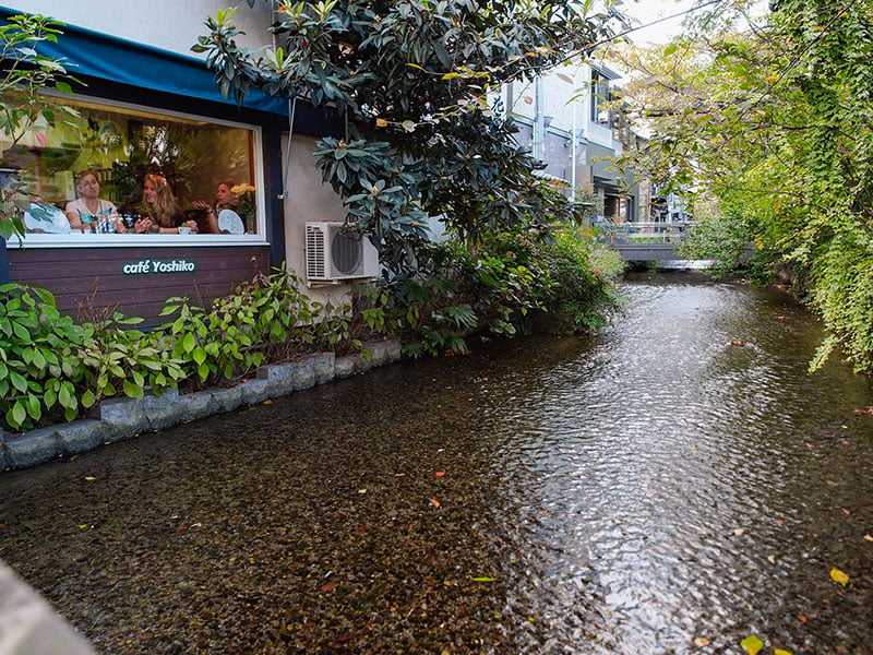 鴨川小咖啡店