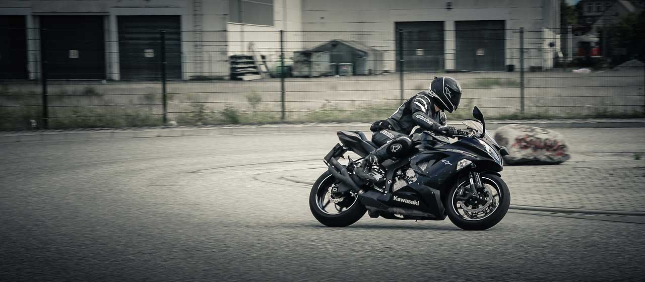 motorcycle 2414624 1280