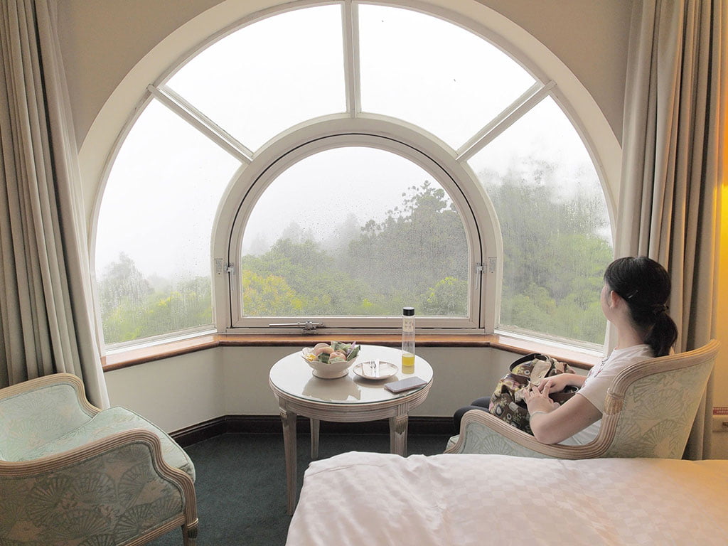 le midi hotel room