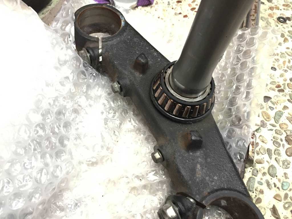 steering bearings 12