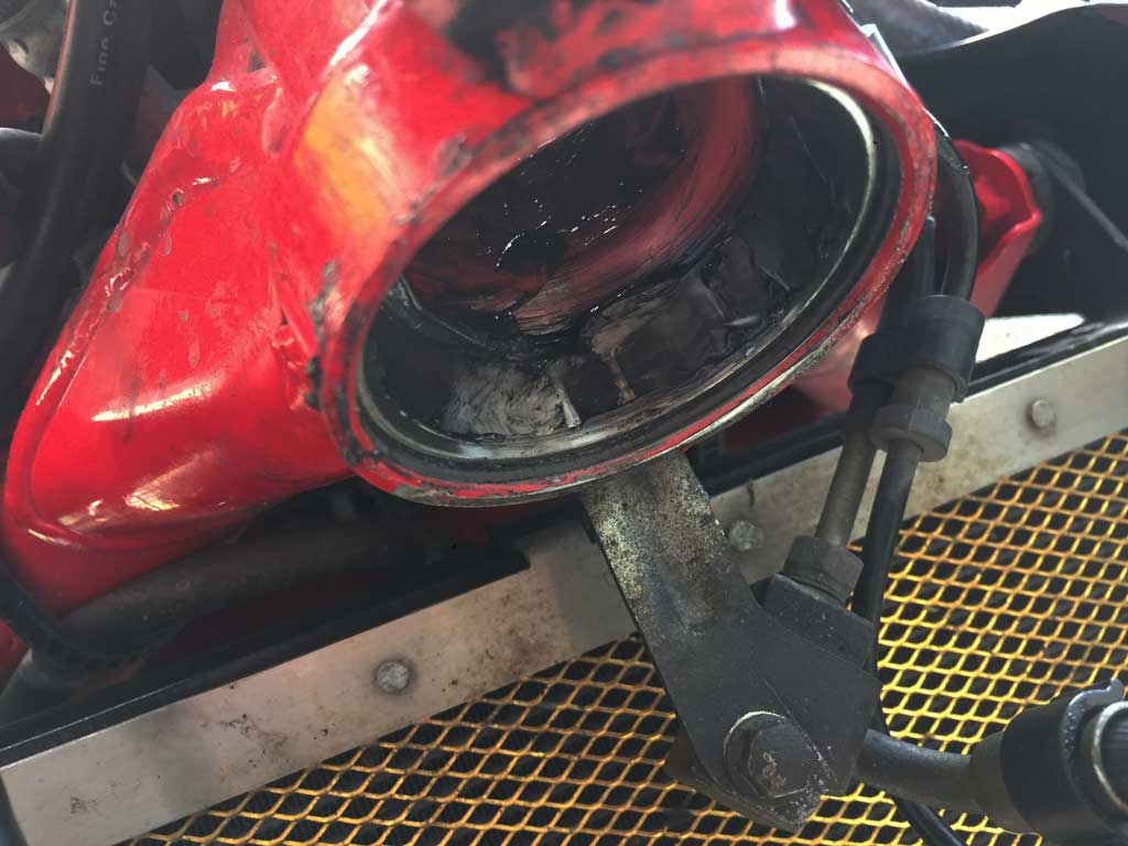 steering bearings 17